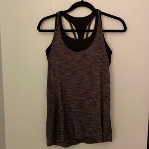 Lululemon Racerback Top w Built in Bra